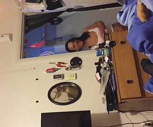 Kızıl saçlı Milf sikişmek alt yazılı köle ile eğleniyor,