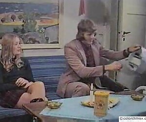 Seksi anal Ford rammed sikişmek video izle alır